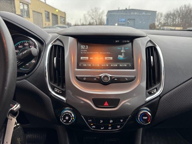 2017 Chevrolet Cruze LT Cleveland OH