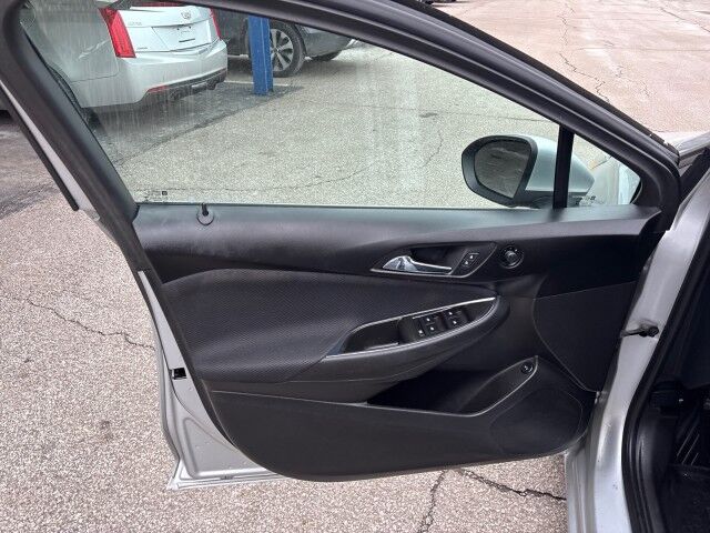 2017 Chevrolet Cruze LT Cleveland OH