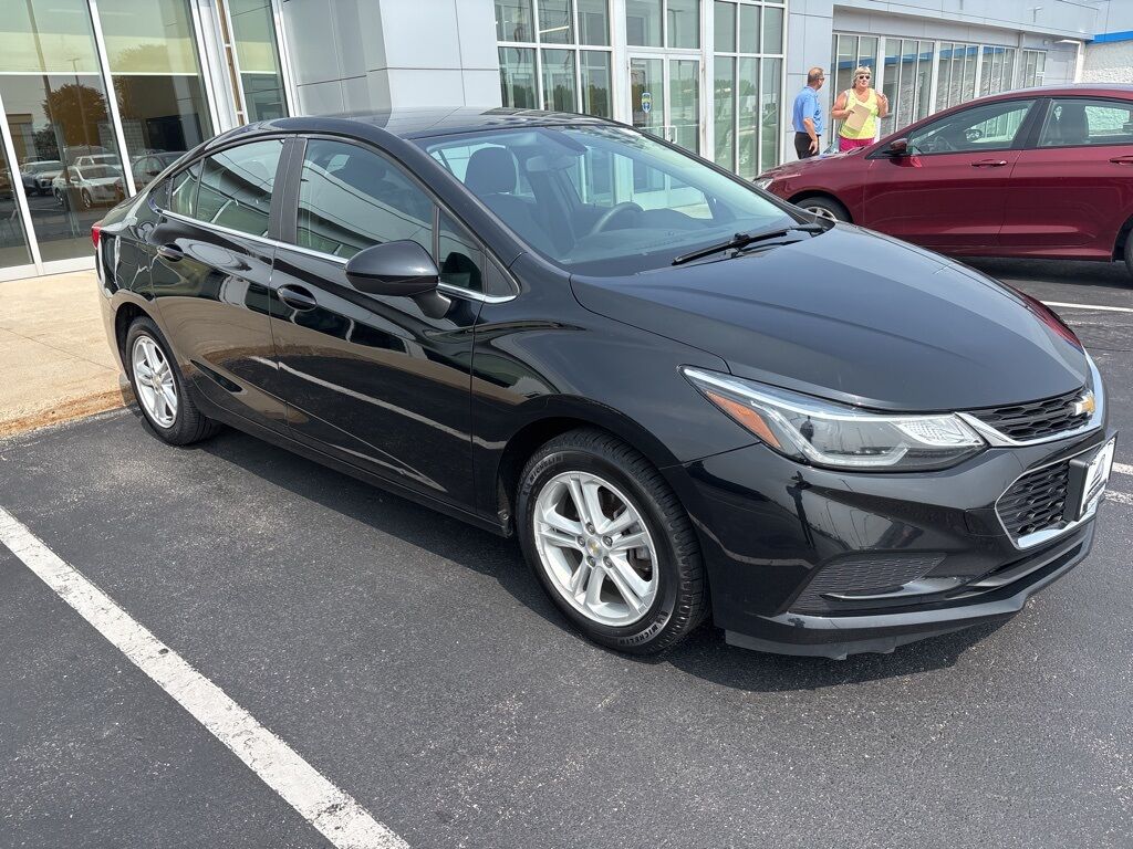 2017 Chevrolet Cruze LT Green Bay WI