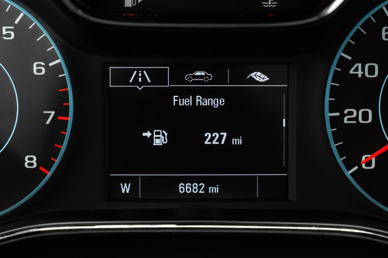 2017 Chevrolet Cruze LT HATCHBACK AUTOMATIC HEATED SEATS REAR CAMERA KEYLESS START BLUETOOTH Carrollton TX