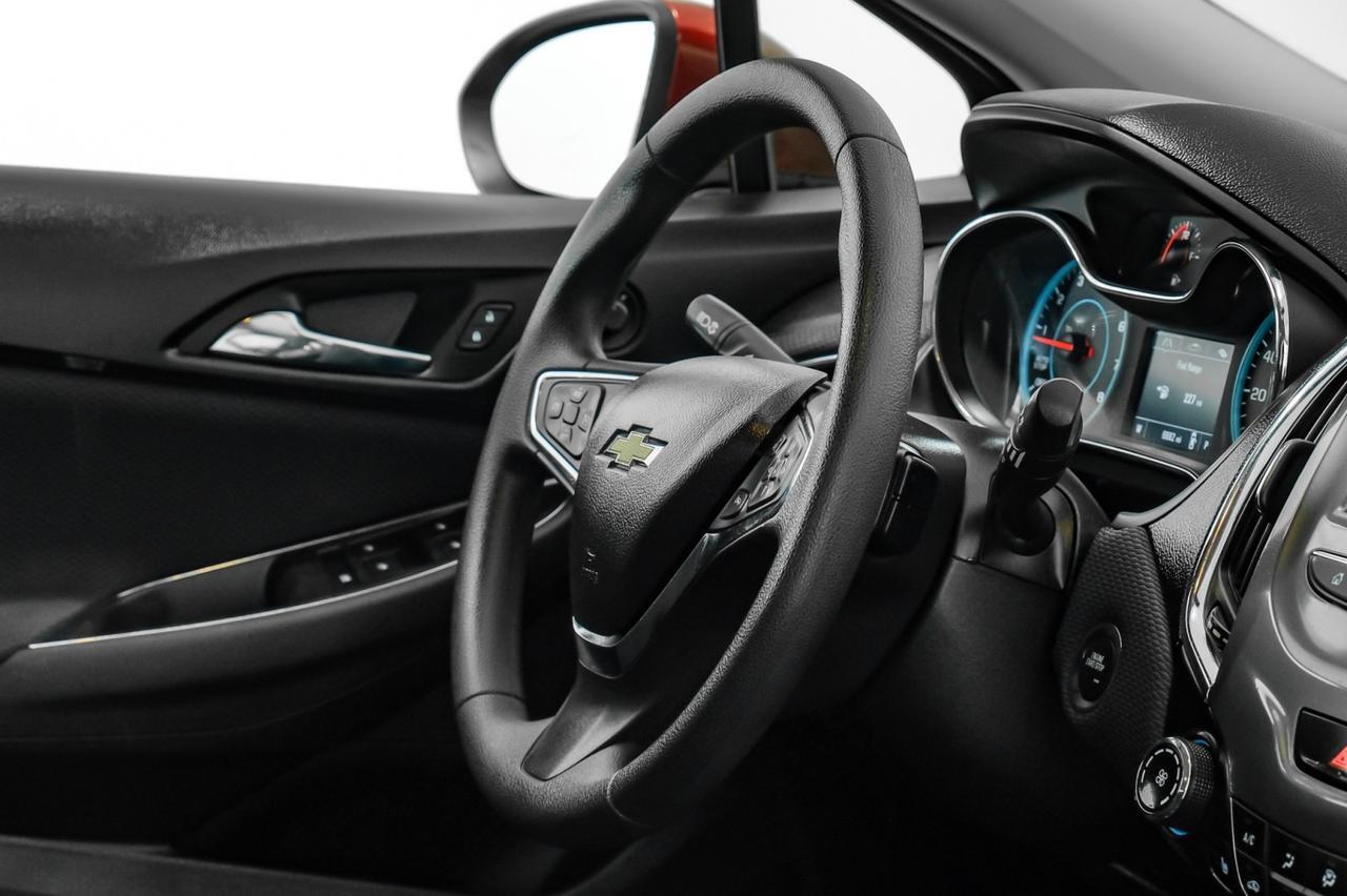 2017 Chevrolet Cruze LT HATCHBACK AUTOMATIC HEATED SEATS REAR CAMERA KEYLESS START BLUETOOTH Carrollton TX