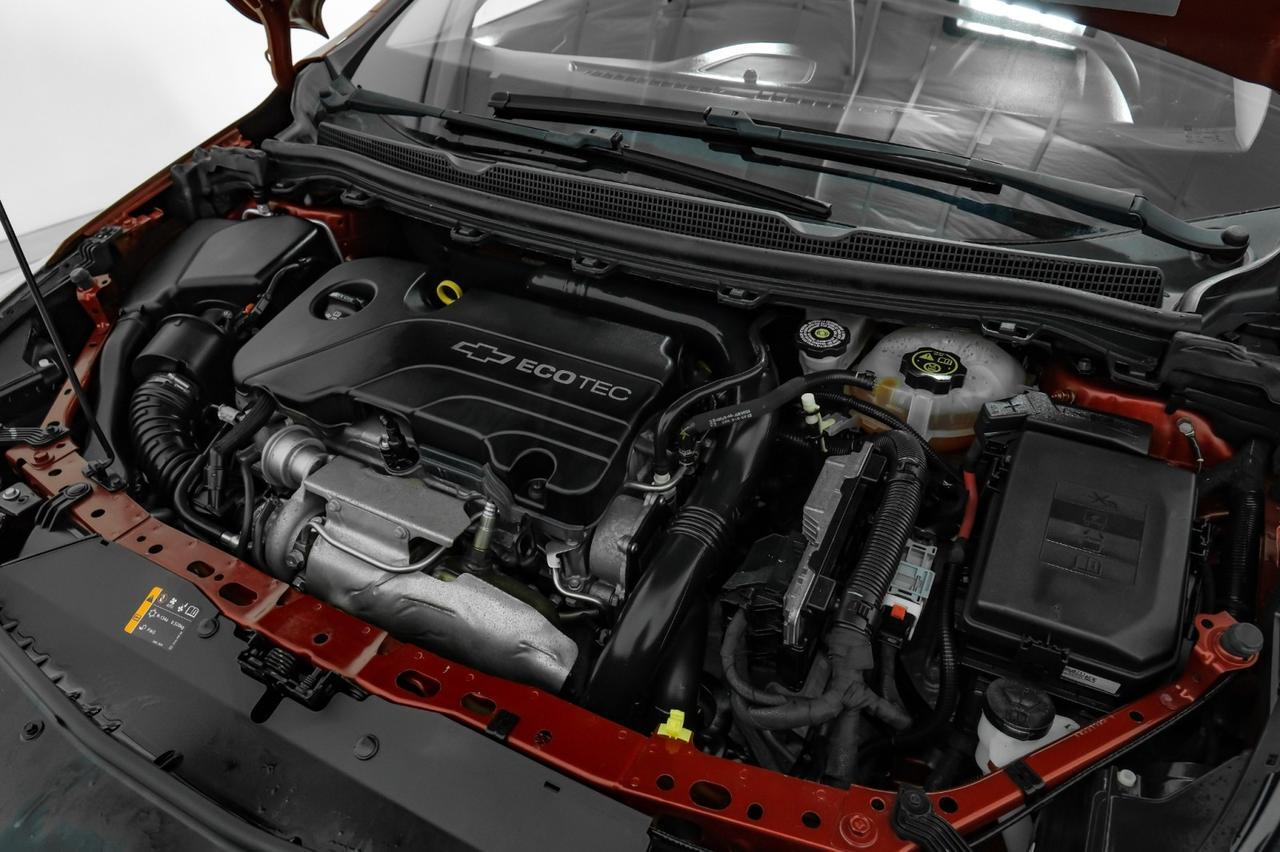 2017 Chevrolet Cruze LT HATCHBACK AUTOMATIC HEATED SEATS REAR CAMERA KEYLESS START BLUETOOTH Carrollton TX