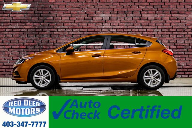 2017 Chevrolet Cruze LT Hatchback BCam
