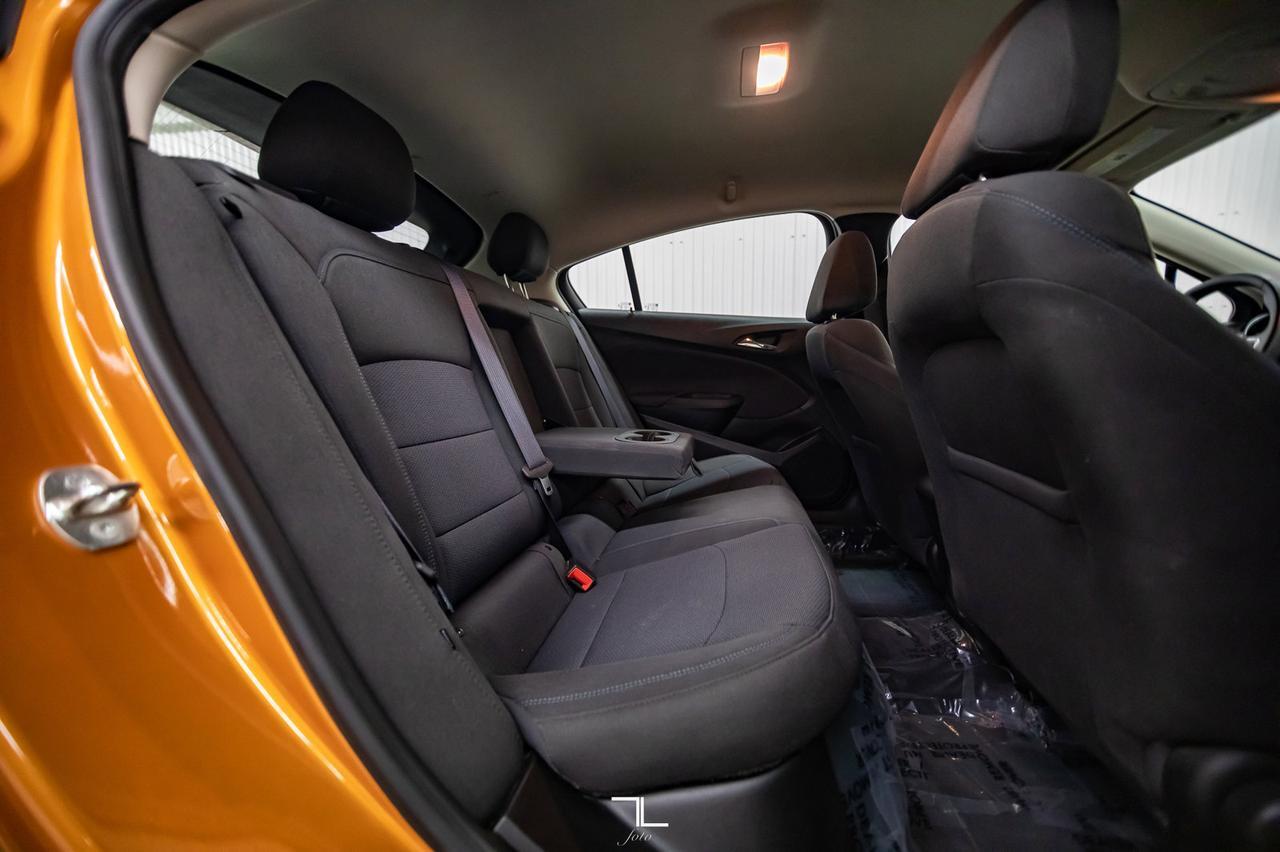 2017 Chevrolet Cruze LT Hatchback BCam Red Deer AB