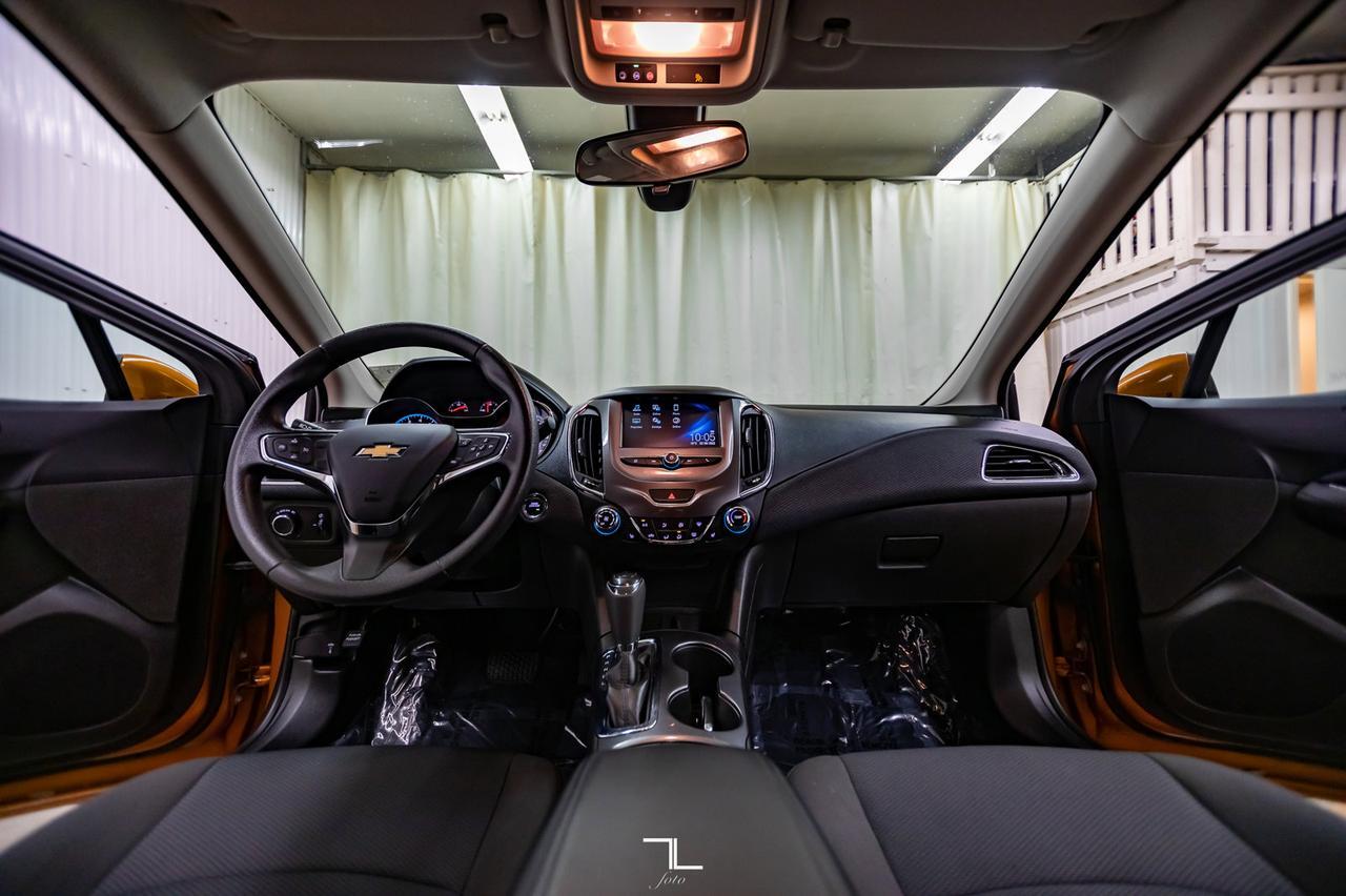 2017 Chevrolet Cruze LT Hatchback BCam Red Deer AB