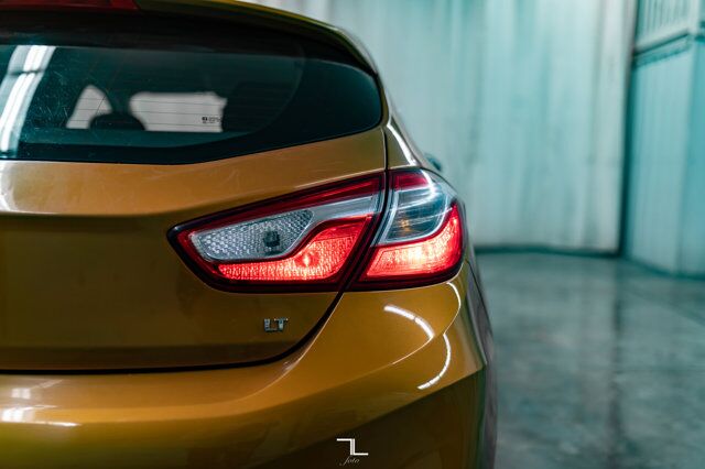 2017 Chevrolet Cruze LT Hatchback BCam Red Deer AB