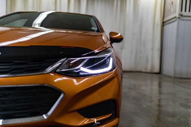 2017 Chevrolet Cruze LT Hatchback BCam Red Deer AB