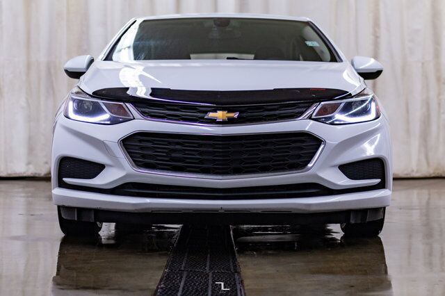 2017 Chevrolet Cruze LT Hatchback BCam Red Deer AB