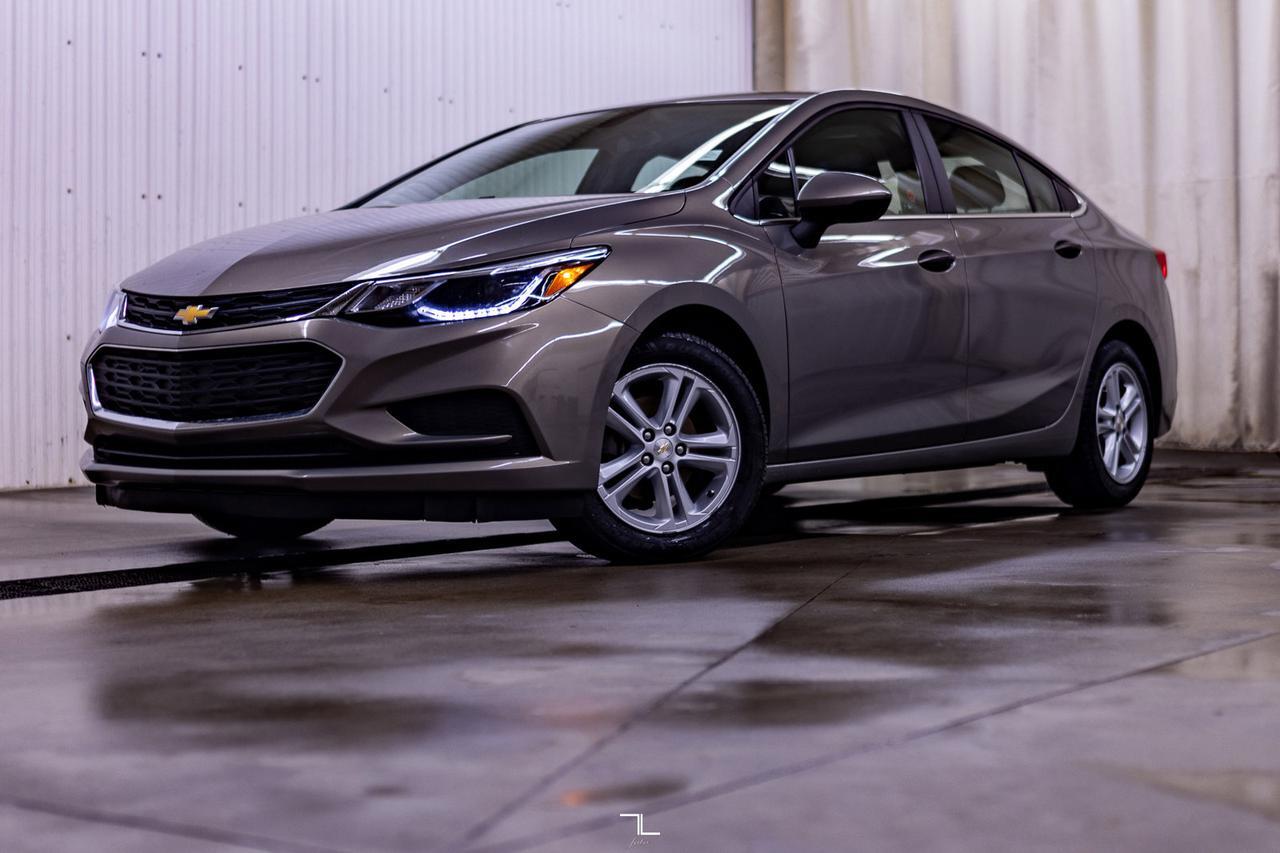 2017 Chevrolet Cruze LT Roof BCam Red Deer AB