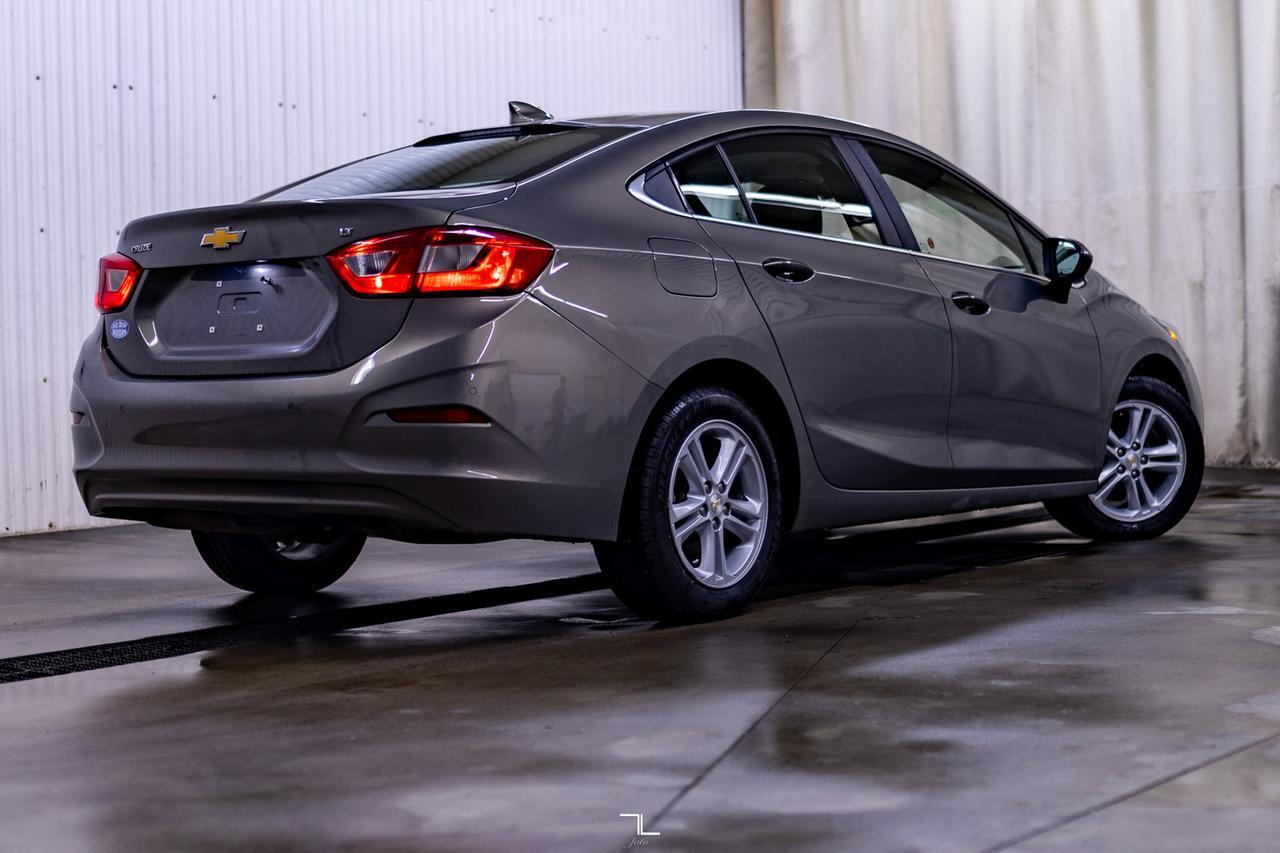2017 Chevrolet Cruze LT Roof BCam Red Deer AB