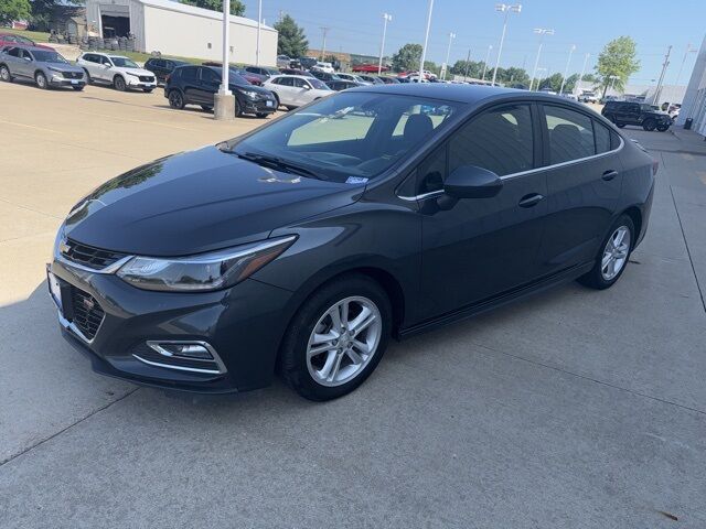 2017 Chevrolet Cruze LT West Burlington IA