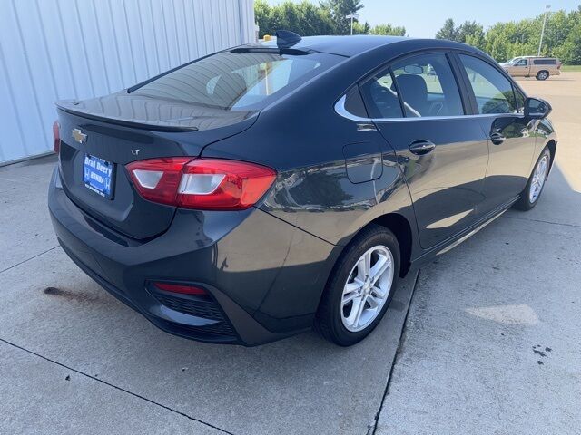 2017 Chevrolet Cruze LT West Burlington IA