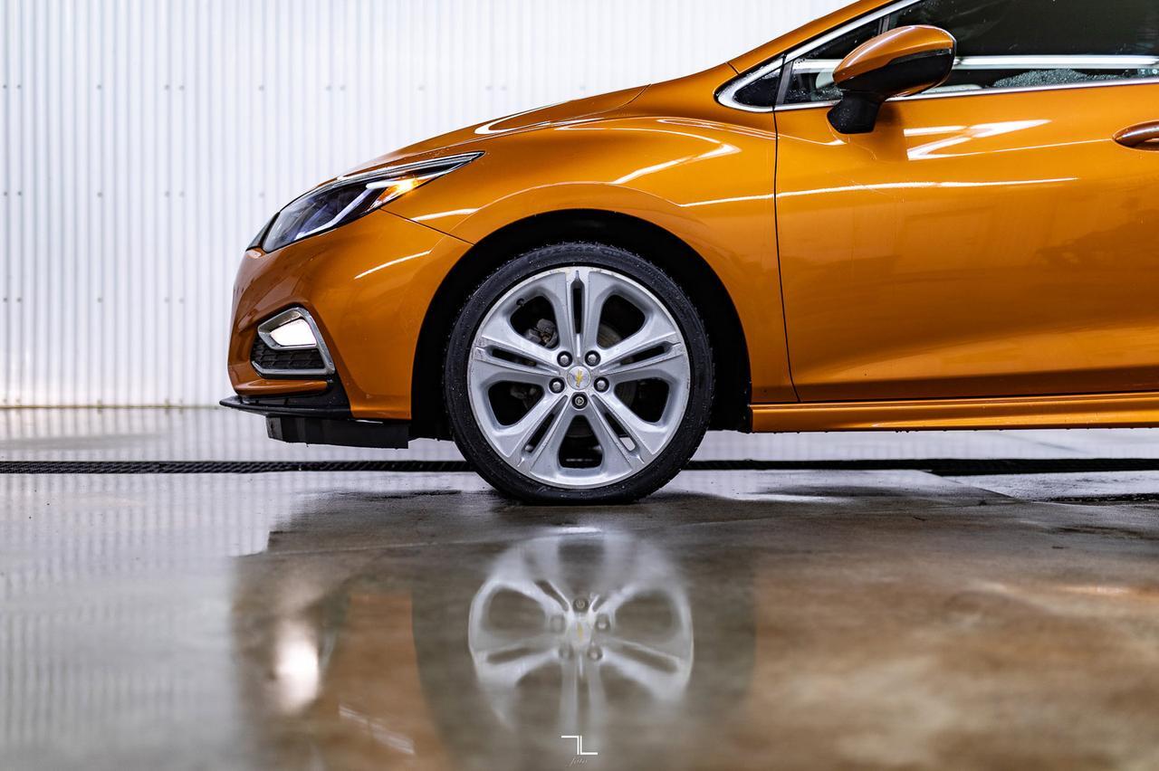 2017 Chevrolet Cruze Premier RS Hatchback Leather BCam Red Deer AB