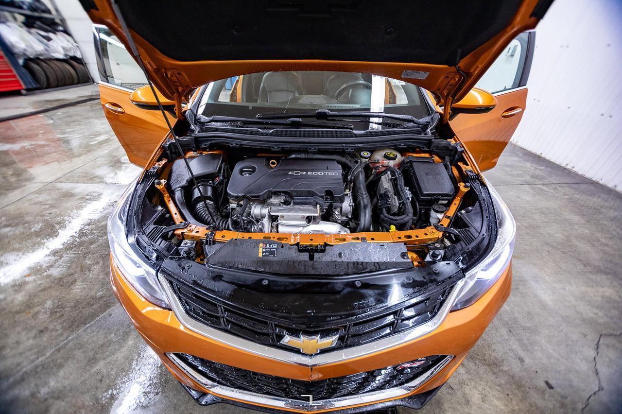 2017 Chevrolet Cruze Premier RS Hatchback Leather BCam Red Deer AB