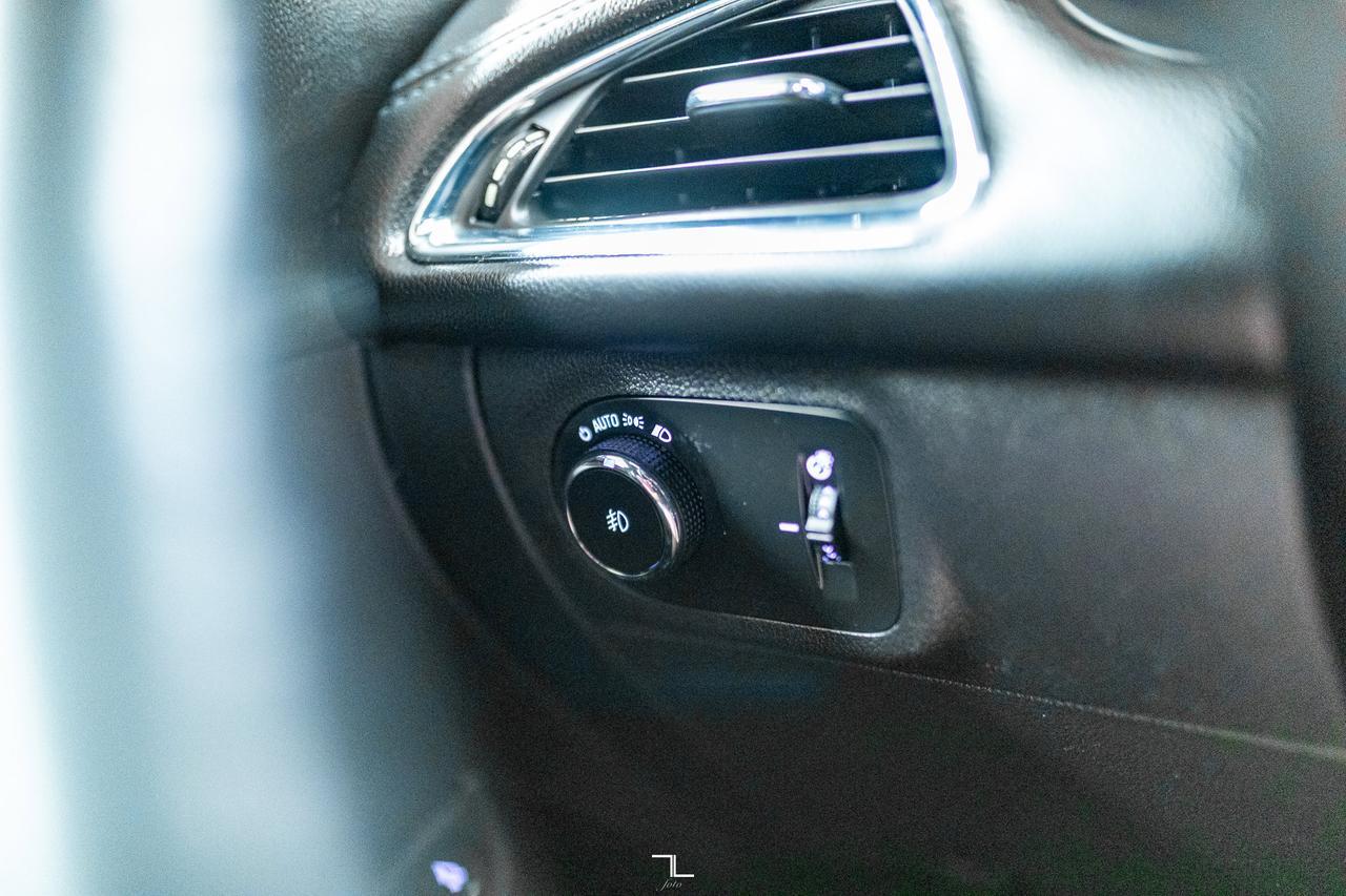 2017 Chevrolet Cruze Premier RS Leather Roof BCam Red Deer AB