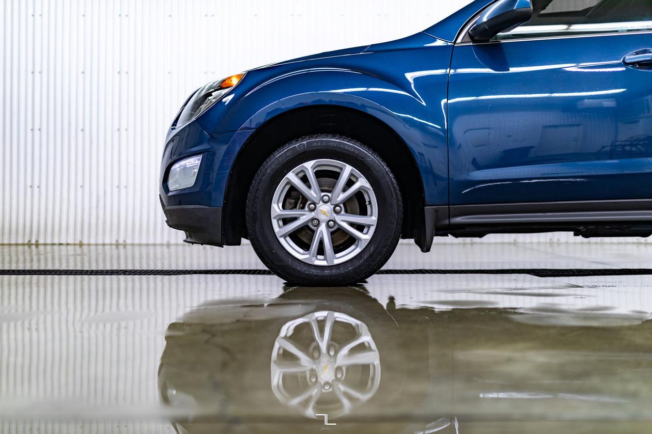 2017 Chevrolet Equinox AWD LT Roof BCam Red Deer AB