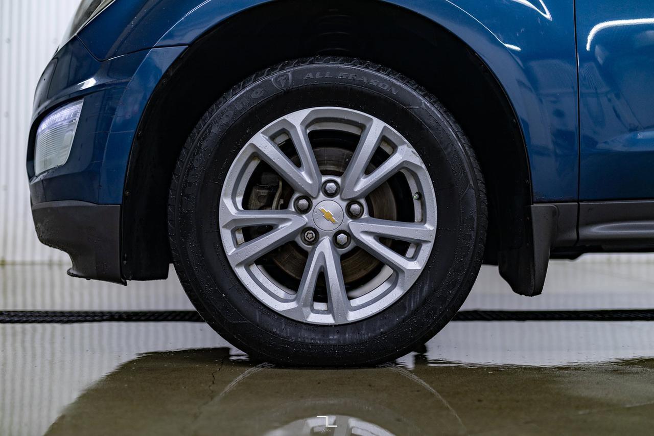 2017 Chevrolet Equinox AWD LT Roof BCam Red Deer AB