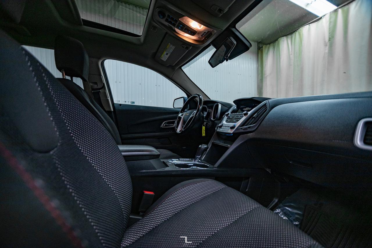 2017 Chevrolet Equinox AWD LT Roof BCam Red Deer AB