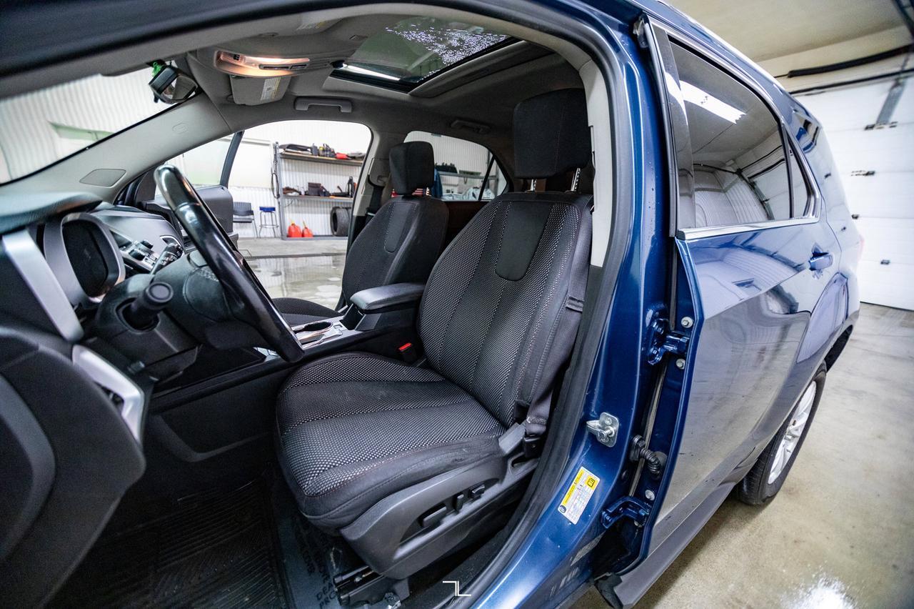 2017 Chevrolet Equinox AWD LT Roof BCam Red Deer AB