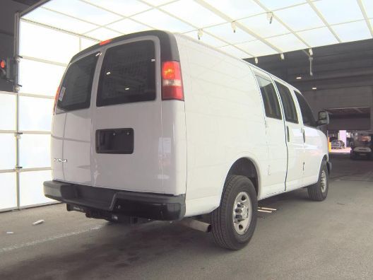 2017 Chevrolet Express 2500 1WT 135.0 Work Van