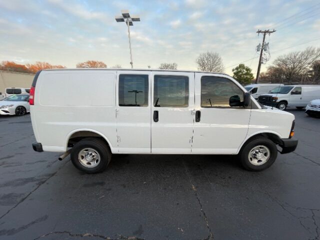 2017 Chevrolet Express 2500 1WT 135.0 Work Van Charlotte NC