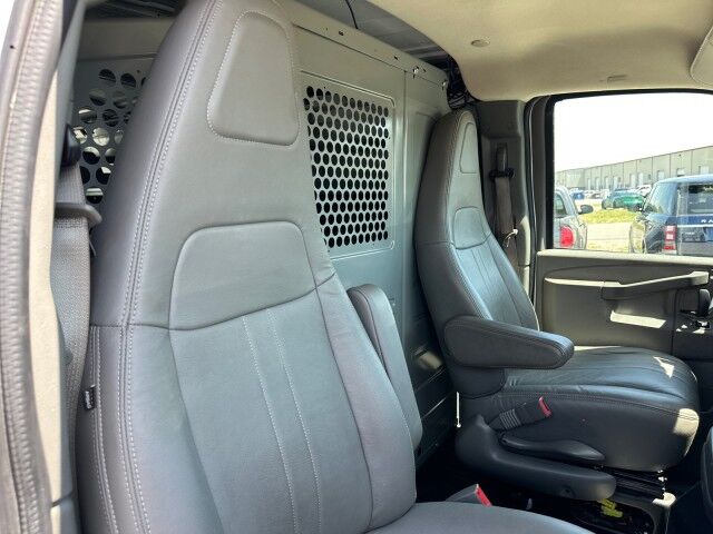 2017 Chevrolet Express 2500 Cargo Van w/ Bin Package Ashland VA