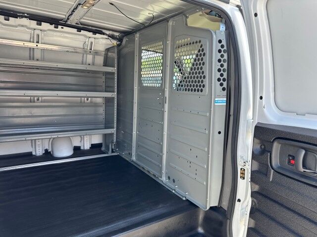 2017 Chevrolet Express 2500 Cargo Van w/ Bin Package Ashland VA