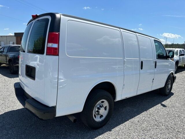 2017 Chevrolet Express 2500 Cargo Van w/ Bin Package Ashland VA