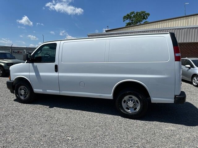 2017 Chevrolet Express 2500 Cargo Van w/ Bin Package Ashland VA