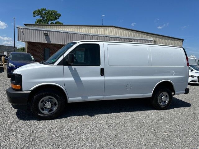 2017 Chevrolet Express 2500 Cargo Van w/ Bin Package Ashland VA
