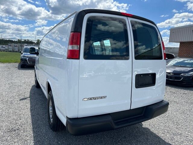 2017 Chevrolet Express 2500 Cargo Van w/ Bulkhead Ashland VA