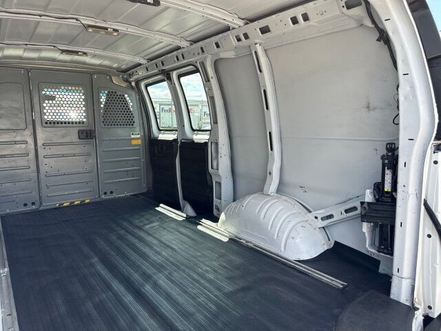 2017 Chevrolet Express 2500 Cargo Van w/ Bulkhead Ashland VA