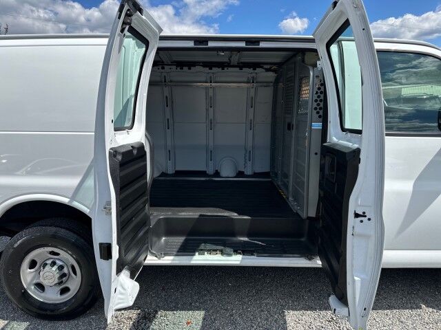 2017 Chevrolet Express 2500 Cargo Van w/ Bulkhead Ashland VA