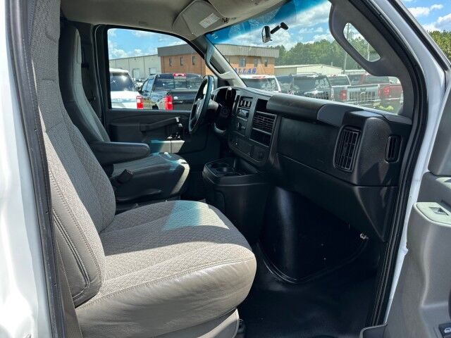 2017 Chevrolet Express 2500 Cargo Van w/ Bulkhead Ashland VA