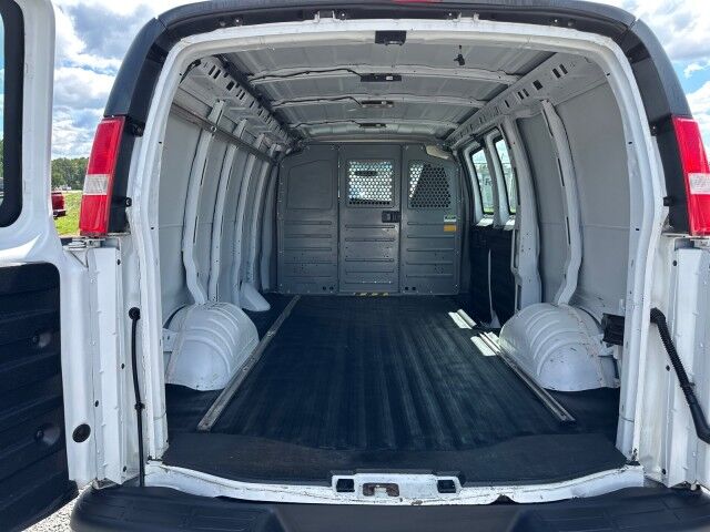 2017 Chevrolet Express 2500 Cargo Van w/ Bulkhead Ashland VA