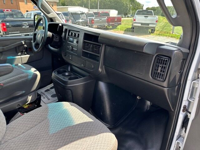 2017 Chevrolet Express 2500 Cargo Van w/ Bulkhead Ashland VA