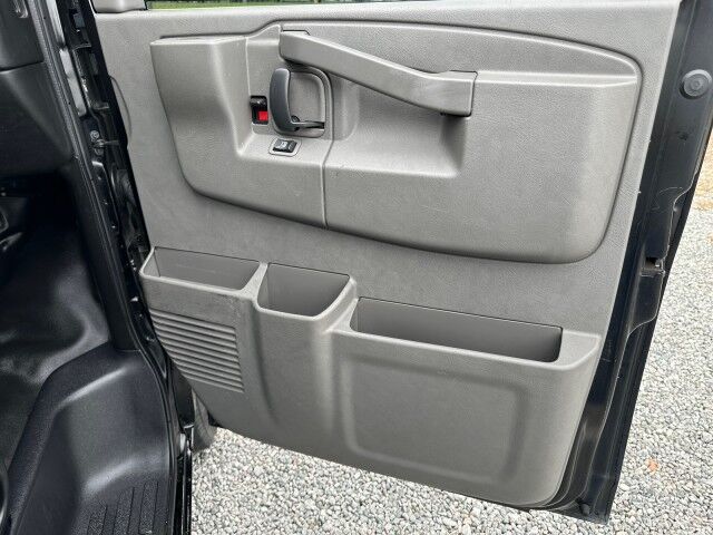 2017 Chevrolet Express 2500 Cargo Van w/ Ladder Rack Ashland VA