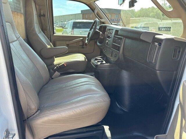 2017 Chevrolet Express 2500 Cargo Van w/ Ladder Rack & Bins Ashland VA