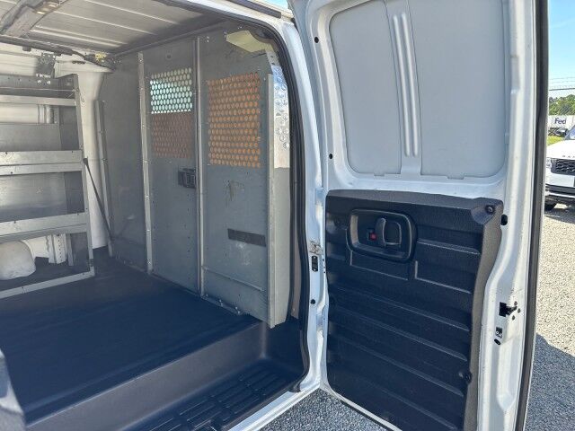 2017 Chevrolet Express 2500 Cargo Van w/ Ladder Rack & Bins Ashland VA