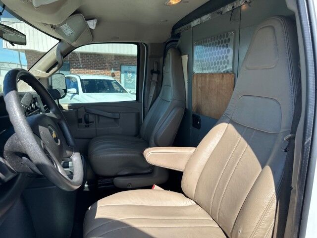 2017 Chevrolet Express 2500 Cargo Van w/ Ladder Rack & Bins Ashland VA