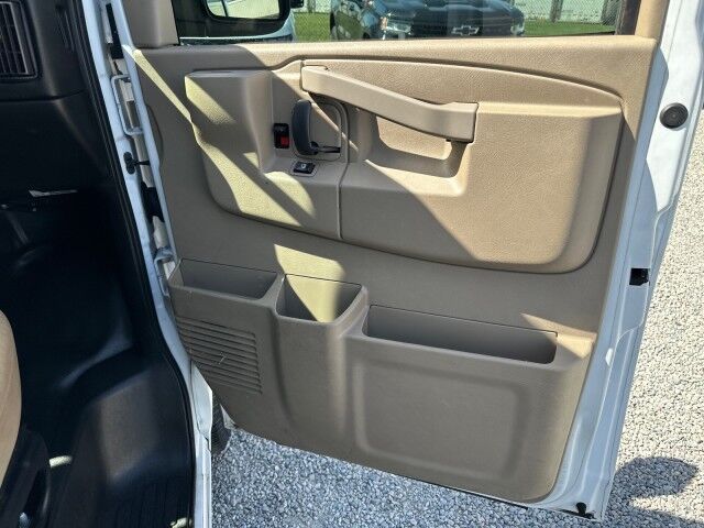 2017 Chevrolet Express 2500 Cargo Van w/ Ladder Rack & Bins Ashland VA