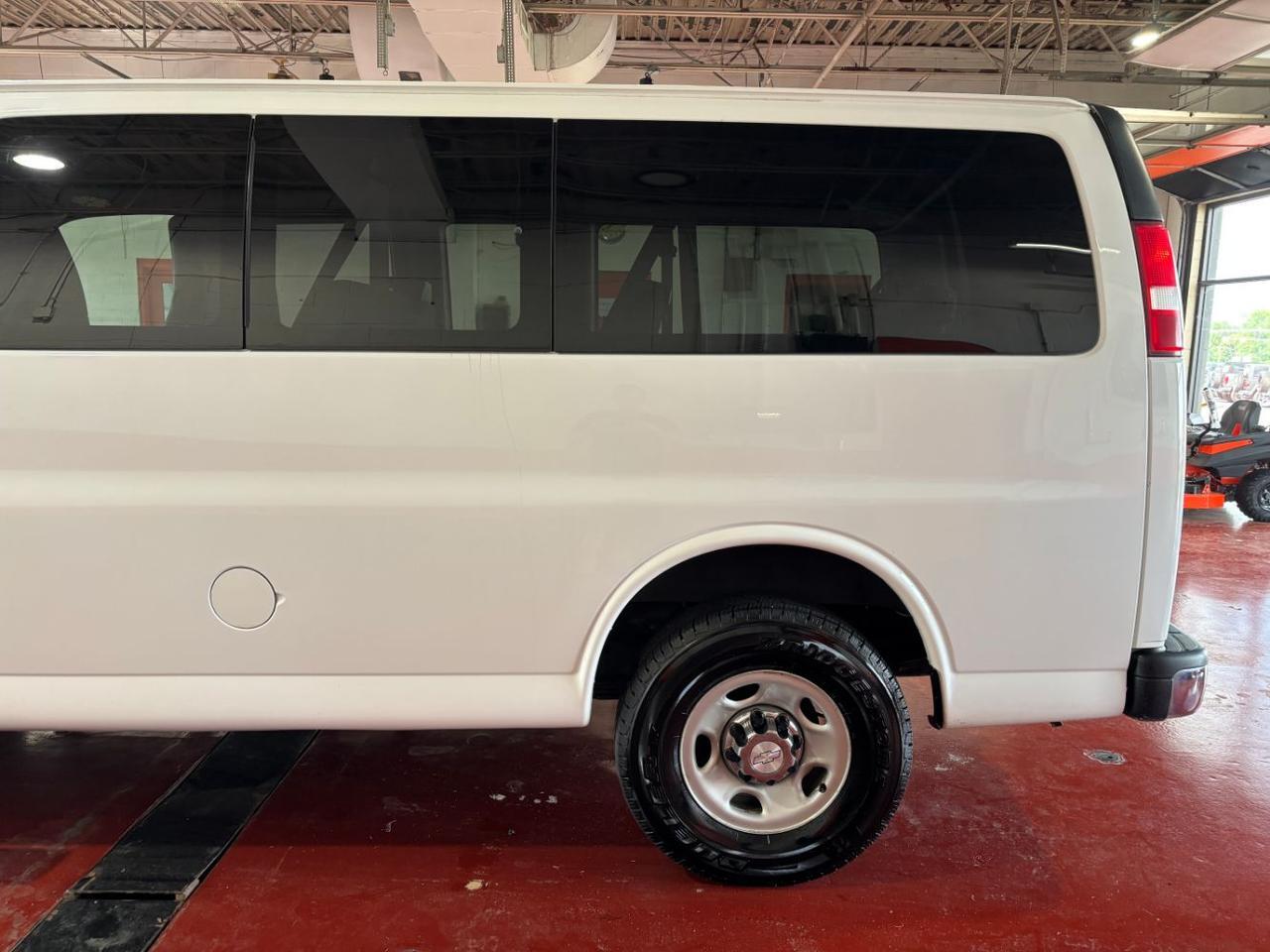 2017 Chevrolet Express 2500 LT Franklin OH
