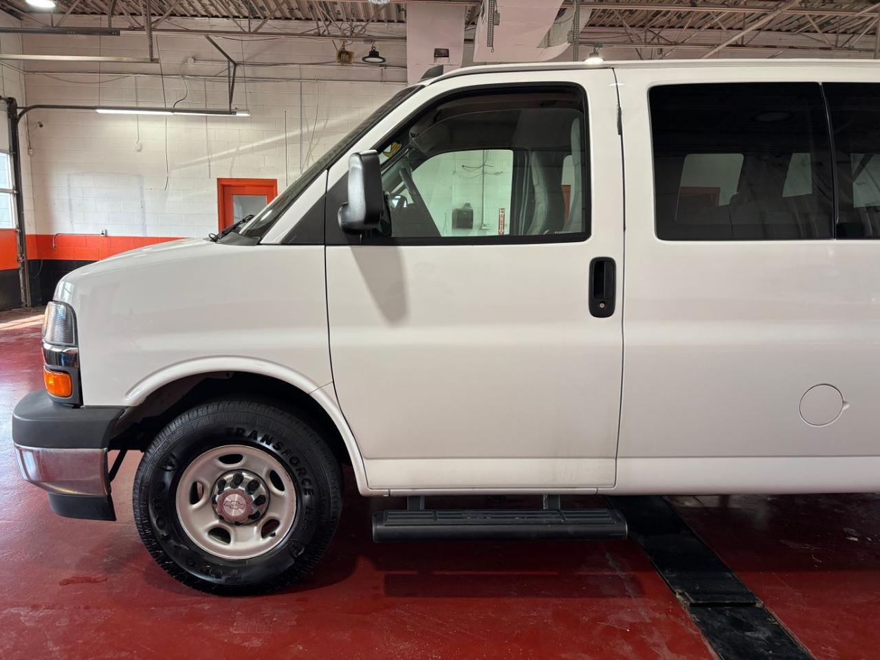 2017 Chevrolet Express 2500 LT Franklin OH