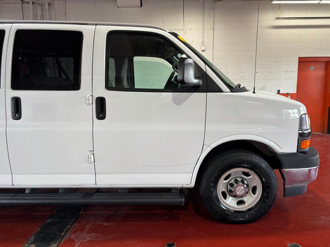 2017 Chevrolet Express 2500 LT Franklin OH