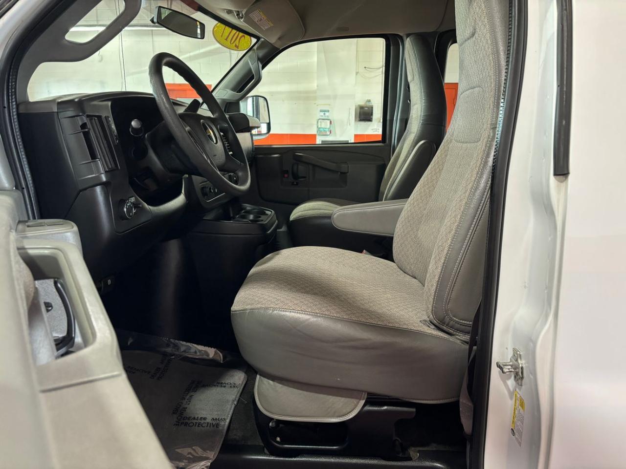 2017 Chevrolet Express 2500 LT Franklin OH