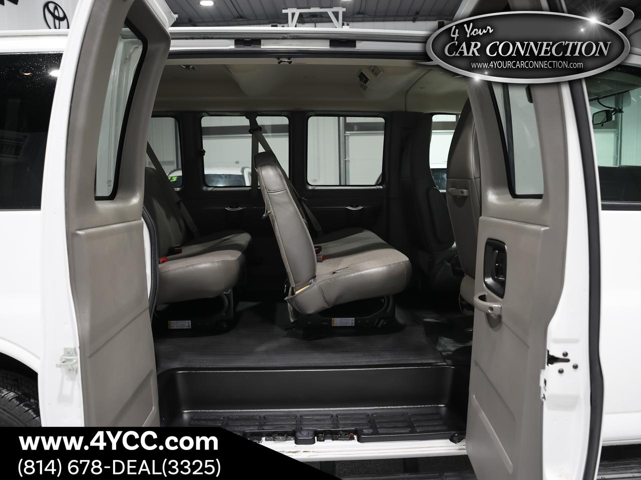 2017 Chevrolet Express 2500 Passenger LS 12-Passenger Cranberry PA