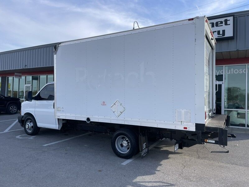 2017 Chevrolet Express 3500 Box Truck Collinsville OK