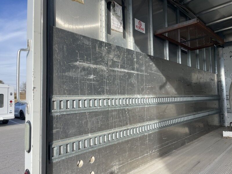 2017 Chevrolet Express 3500 Box Truck Collinsville OK