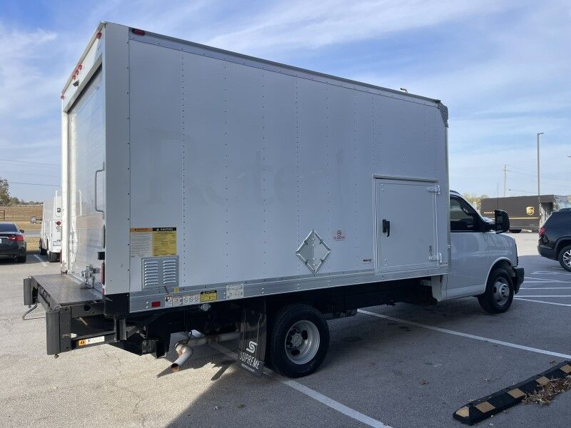 2017 Chevrolet Express 3500 Box Truck Collinsville OK