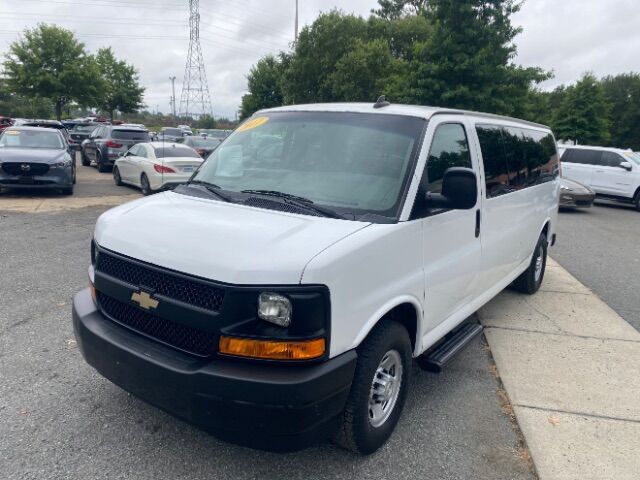 2017 Chevrolet Express 3500 LS 1LS 155.0 WB